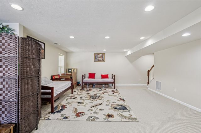 8049 Hinsdale Lane, South Fayette, PA 15057