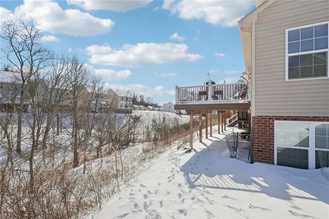 8049 Hinsdale Lane, South Fayette, PA 15057