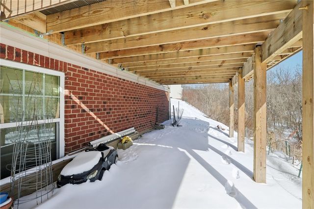 8049 Hinsdale Lane, South Fayette, PA 15057