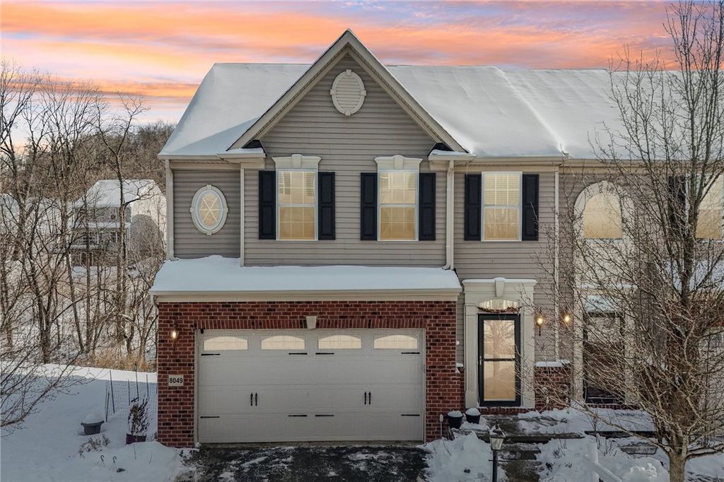 8049 Hinsdale Lane, South Fayette, PA 15057