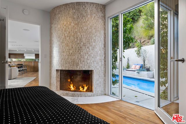 8737 St Ives Drive, Los Angeles, CA 90069