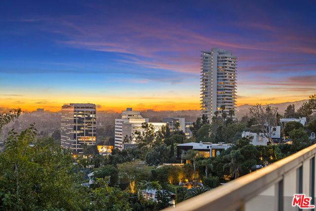 8737 St Ives Drive, Los Angeles, CA 90069