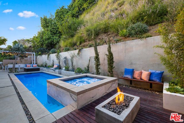 8737 St Ives Drive, Los Angeles, CA 90069