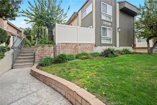 19018 Sherman Way 106, Reseda, CA 91335