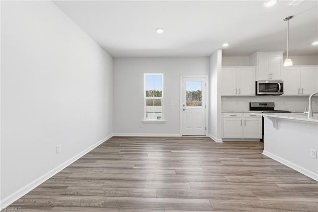 1584 Eckert Lane, Whitsett, NC 27377