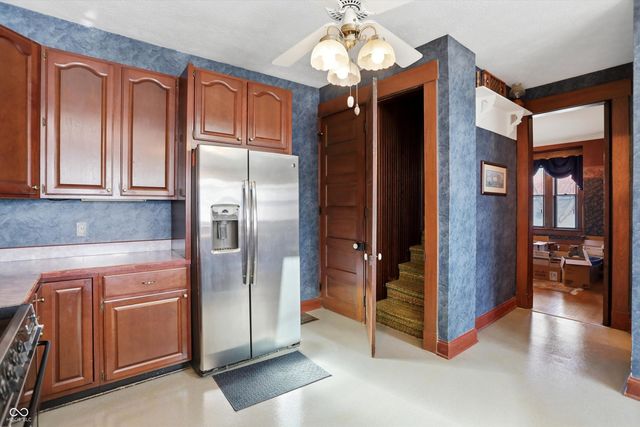 227 W Mechanic Street, Shelbyville, IN 46176