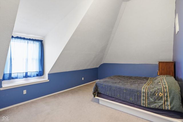 227 W Mechanic Street, Shelbyville, IN 46176