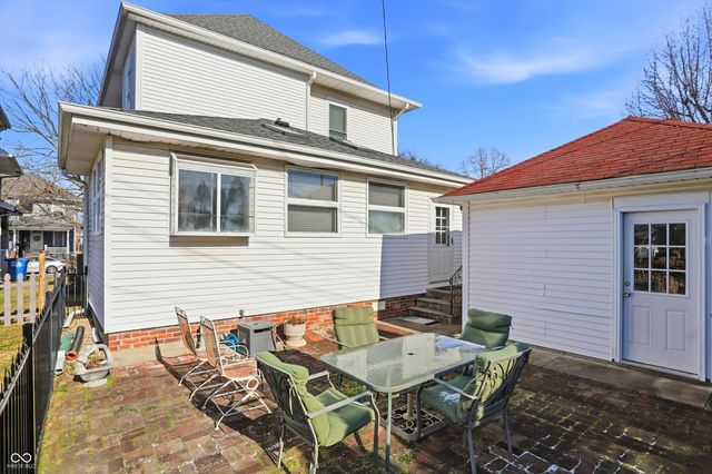 227 W Mechanic Street, Shelbyville, IN 46176