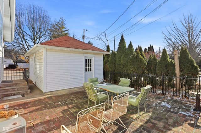 227 W Mechanic Street, Shelbyville, IN 46176