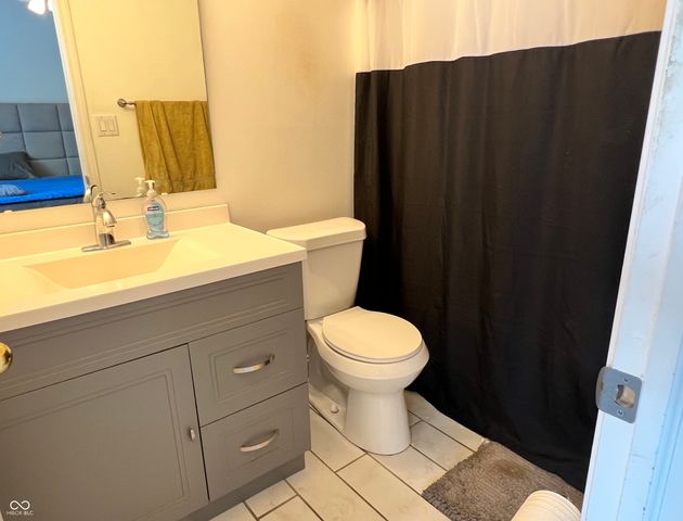 9911 Worthington Boulevard, Fishers, IN 46038