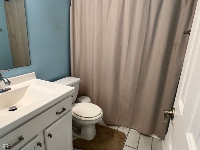 9911 Worthington Boulevard, Fishers, IN 46038