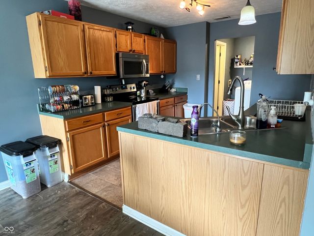 9911 Worthington Boulevard, Fishers, IN 46038