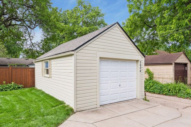 5604 Bloomington Avenue, Minneapolis, MN 55417