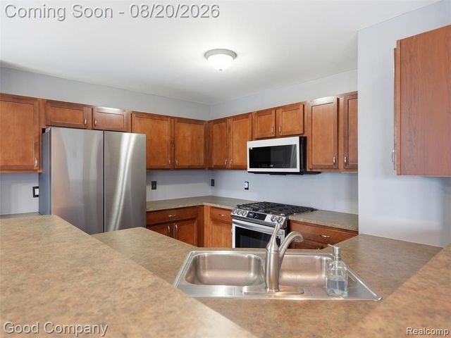 50438 Theodore Lane, Chesterfield, MI 48051