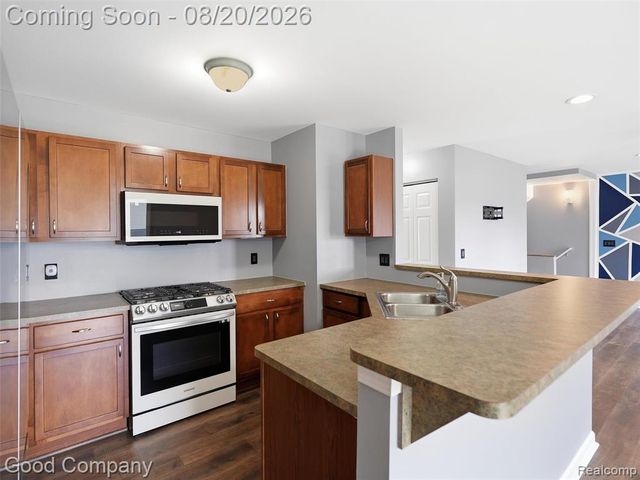 50438 Theodore Lane, Chesterfield, MI 48051