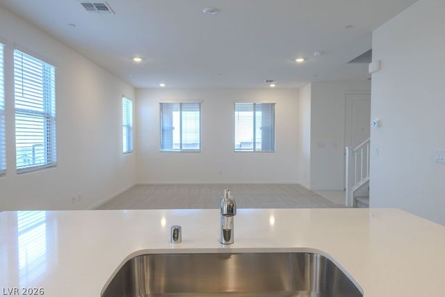 80 Hornbeck Lane, Las Vegas, NV 89138