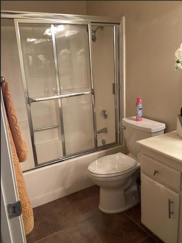 74800 Sheryl Avenue 11-1, Palm Desert, CA 92260