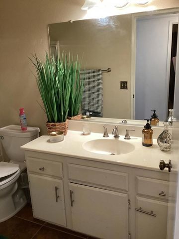 74800 Sheryl Avenue 11-1, Palm Desert, CA 92260