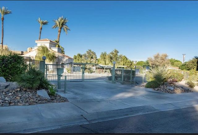 74800 Sheryl Avenue 11-1, Palm Desert, CA 92260