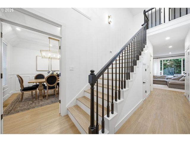 14651 Se HEMMEN Ave, Clackamas, OR 97015