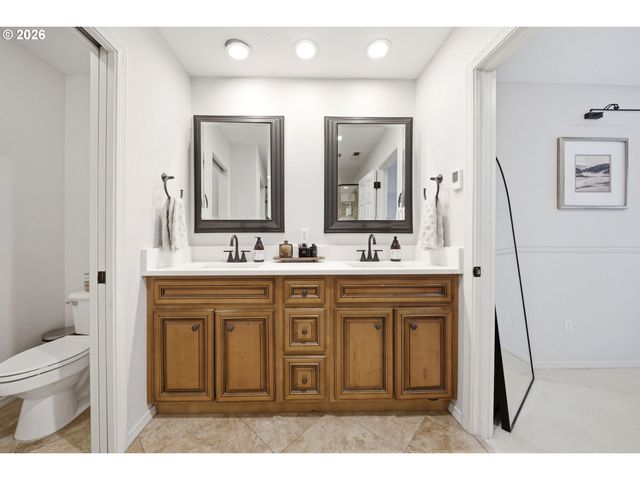 14651 Se HEMMEN Ave, Clackamas, OR 97015