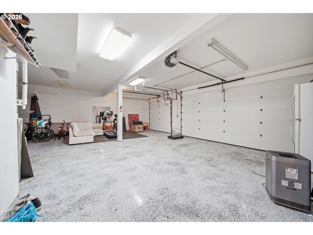 14651 Se HEMMEN Ave, Clackamas, OR 97015