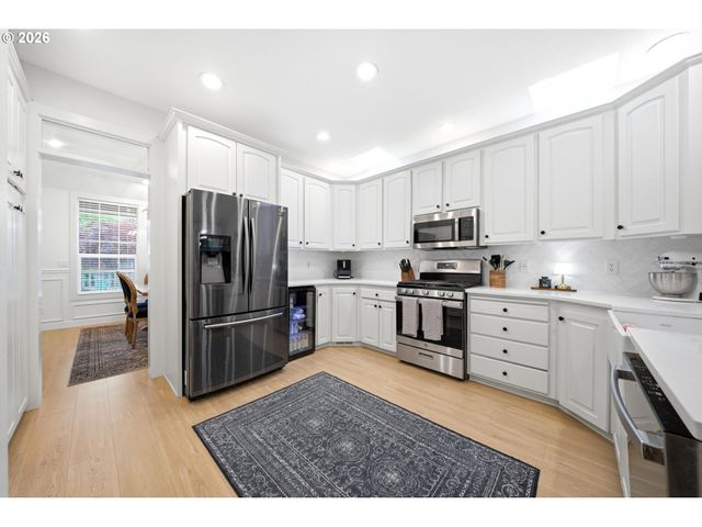 14651 Se HEMMEN Ave, Clackamas, OR 97015