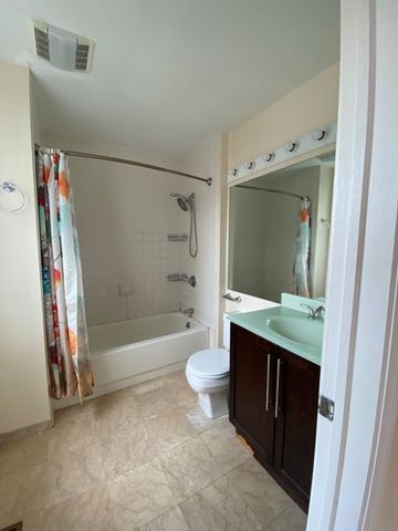 22 Chestnut St 22, Cambridge, MA 02139