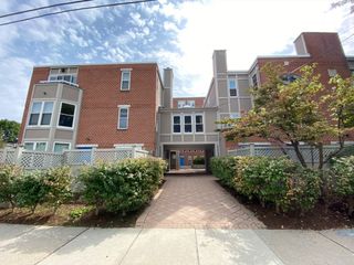 22 Chestnut St 22, Cambridge, MA 02139