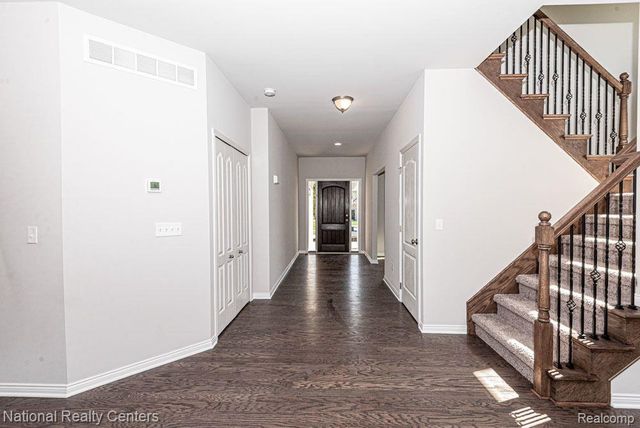 953 Guenevere Drive, Oxford, MI 48371