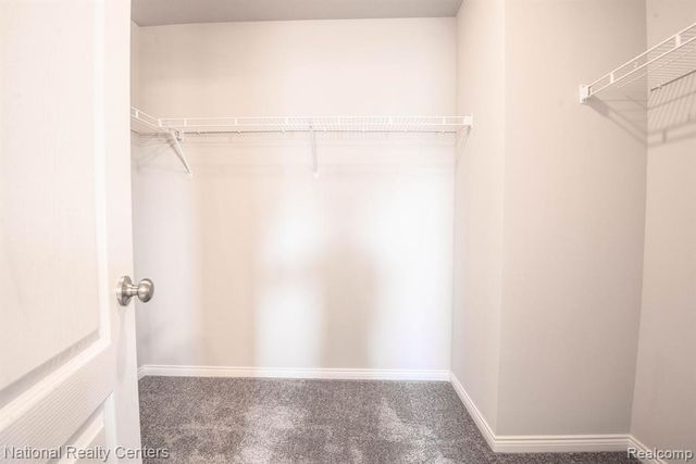 953 Guenevere Drive, Oxford, MI 48371