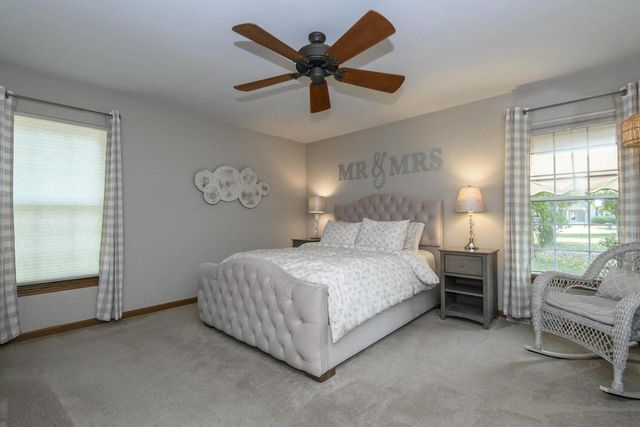 2147 Inverness DRIVE, Waukesha, WI 53186
