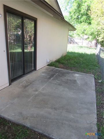 2406-B Shoemaker, Killeen, TX 76543