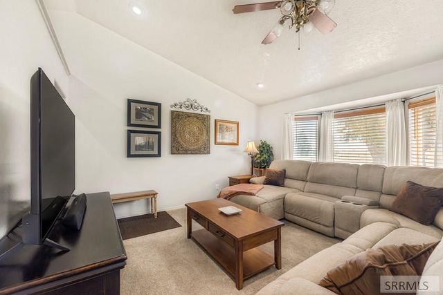 3443 E County Line Road, Idaho Falls, ID 83401