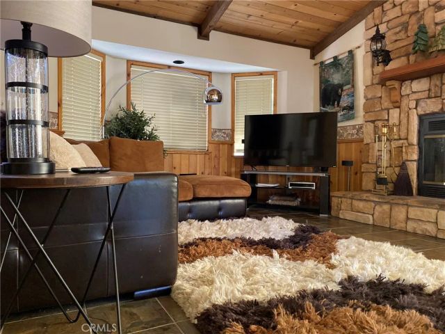 43133 Moonridge Rd, Big Bear, CA 92315