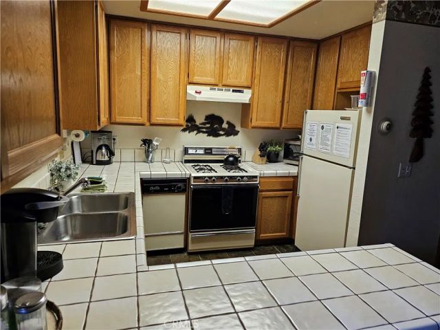 43133 Moonridge Rd, Big Bear, CA 92315