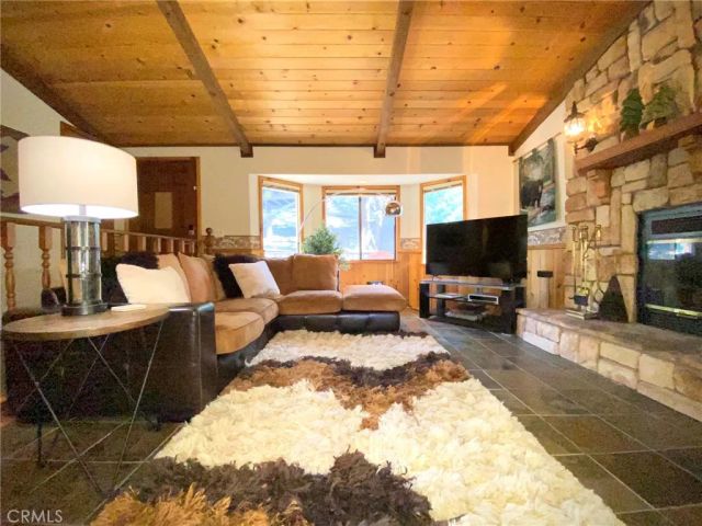 43133 Moonridge Rd, Big Bear, CA 92315