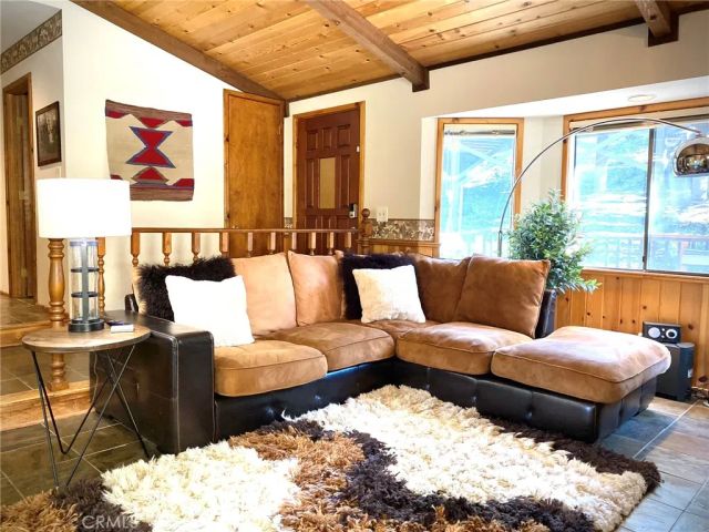 43133 Moonridge Rd, Big Bear, CA 92315