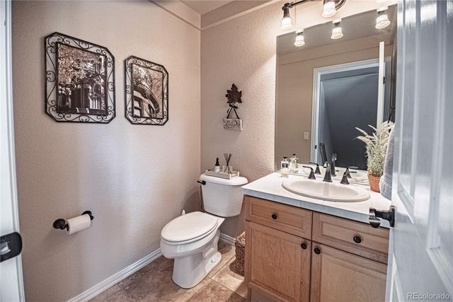 1000 Cochetopa Drive, Larkspur, CO 80118