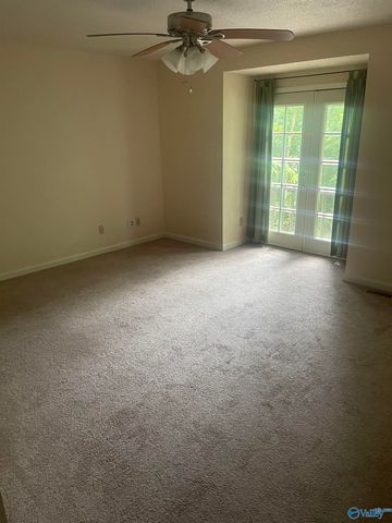 3016 Live Oak NA, Huntsville, AL 35802