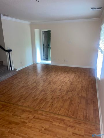 3016 Live Oak NA, Huntsville, AL 35802