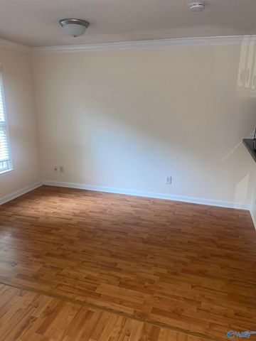 3016 Live Oak NA, Huntsville, AL 35802