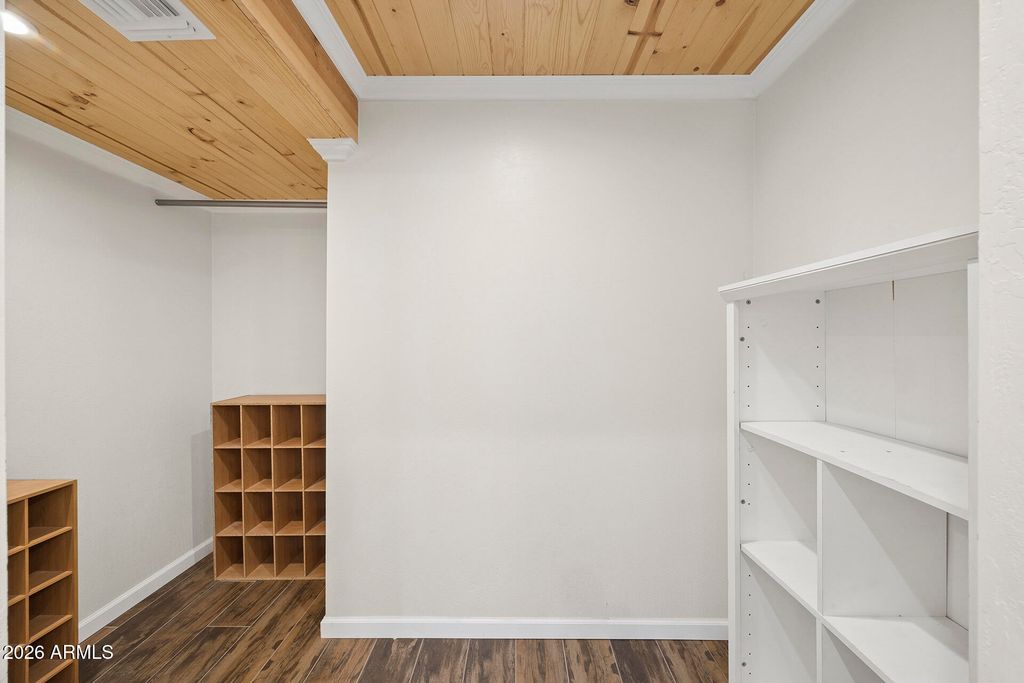 Image 40 of property listing at 14436 N CORAL GABLES Drive, Phoenix, AZ 85023