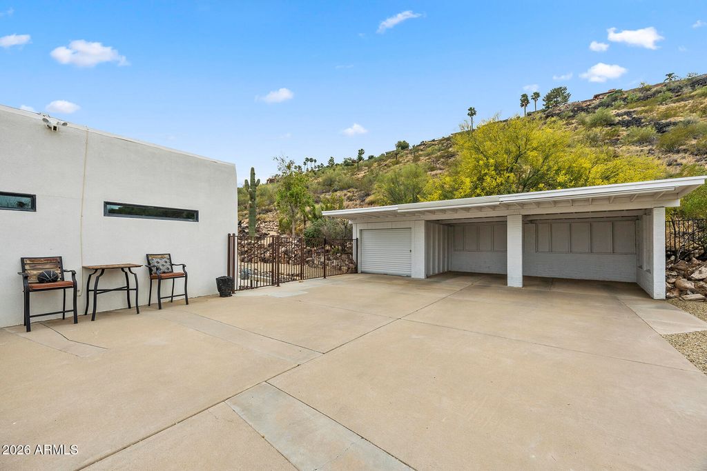 Image 56 of property listing at 14436 N CORAL GABLES Drive, Phoenix, AZ 85023