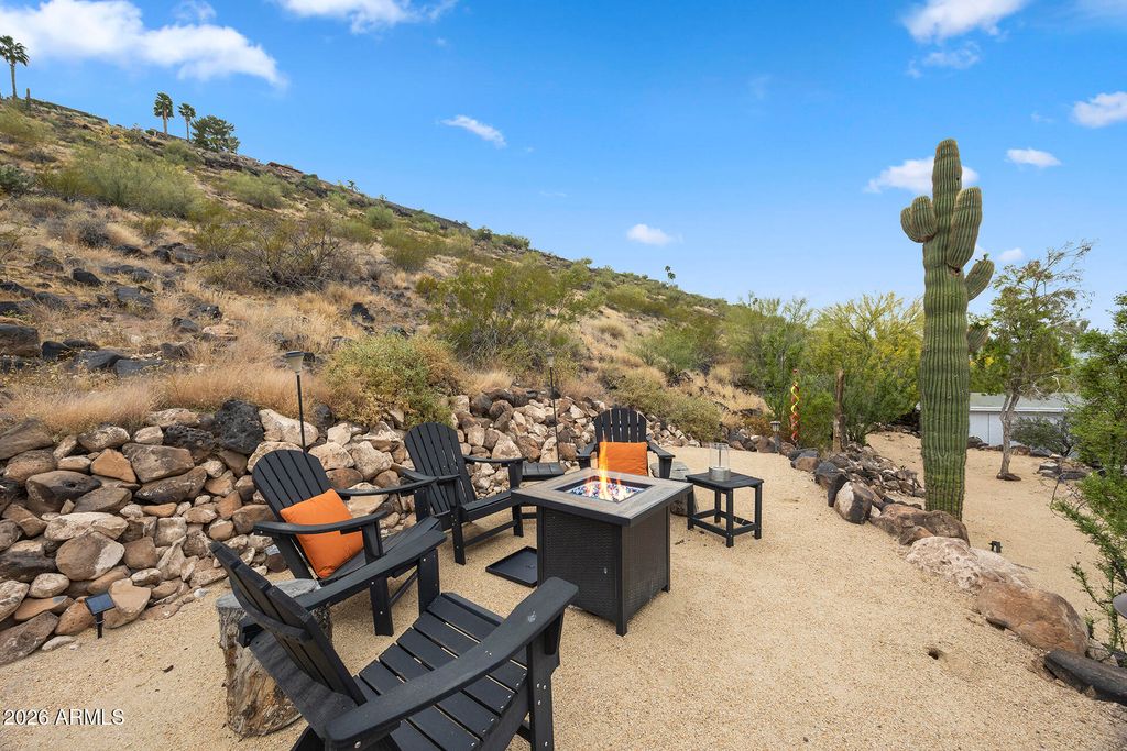 Image 77 of property listing at 14436 N CORAL GABLES Drive, Phoenix, AZ 85023