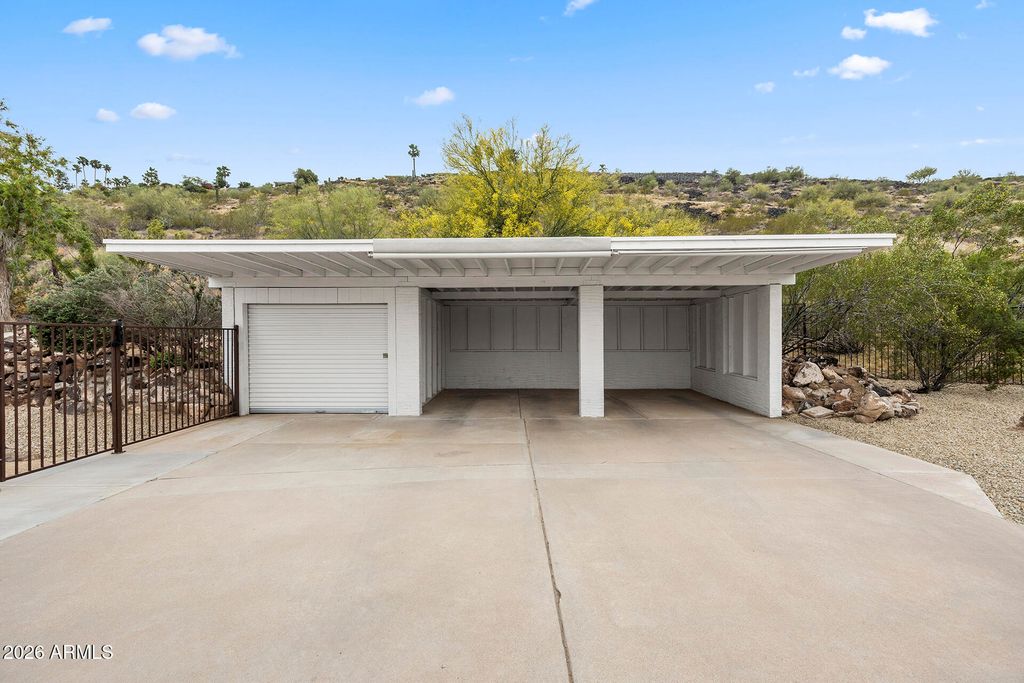 Image 85 of property listing at 14436 N CORAL GABLES Drive, Phoenix, AZ 85023