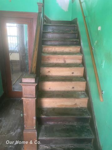 671 Lakewood Street, Detroit, MI 48215