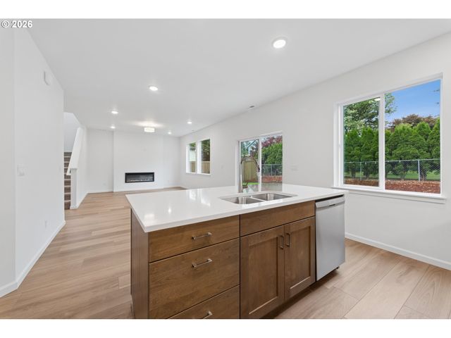 32730 Sw Huser Ln, Scappoose, OR 97056