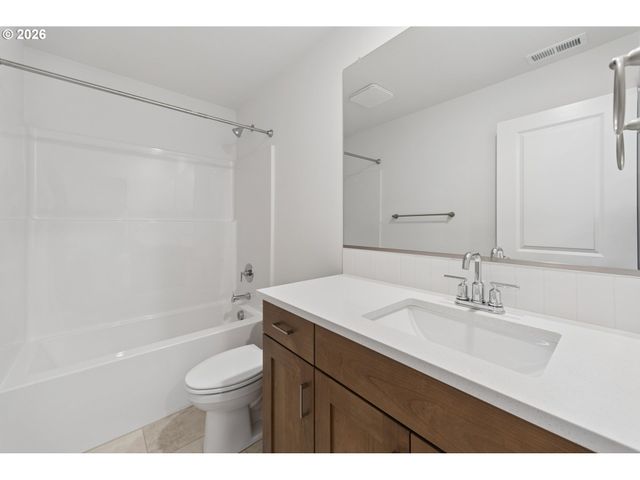 32730 Sw Huser Ln, Scappoose, OR 97056