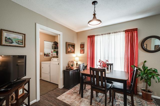 1041 Magnolia Point Drive, Huffman, TX 77336